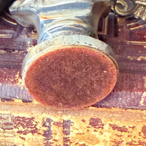 Antique Small Bust of Jesus with The Crown of Thorns - Picture 10 of 14